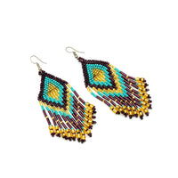 Aretes Tribal